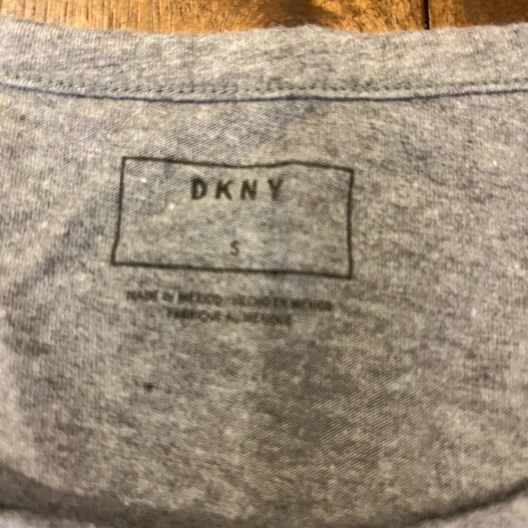 DKNY grey tee - Picture 3 of 5